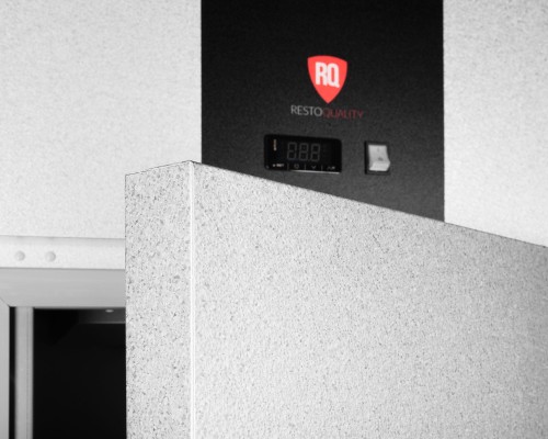 17960