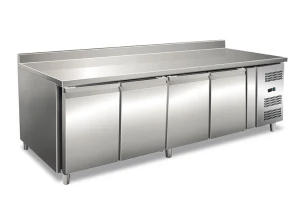 Stół chłodniczy GN 4200 TN